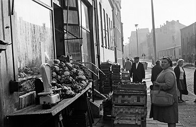 Günther Römer: Obst und Gemüse Arnold Jantzen/ Augustenstraße, 1966