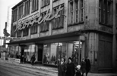 Werner Murawski: Herrenkaufhaus Korrekt/ Kröpeliner Straße, 1965