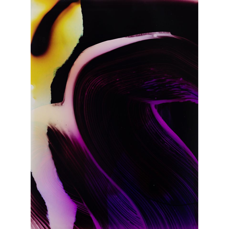 Marta Djourina: o.T. 2019,Direktbelichtung auf analogem Fotopapier, selbstserstelltes Filmnegativ