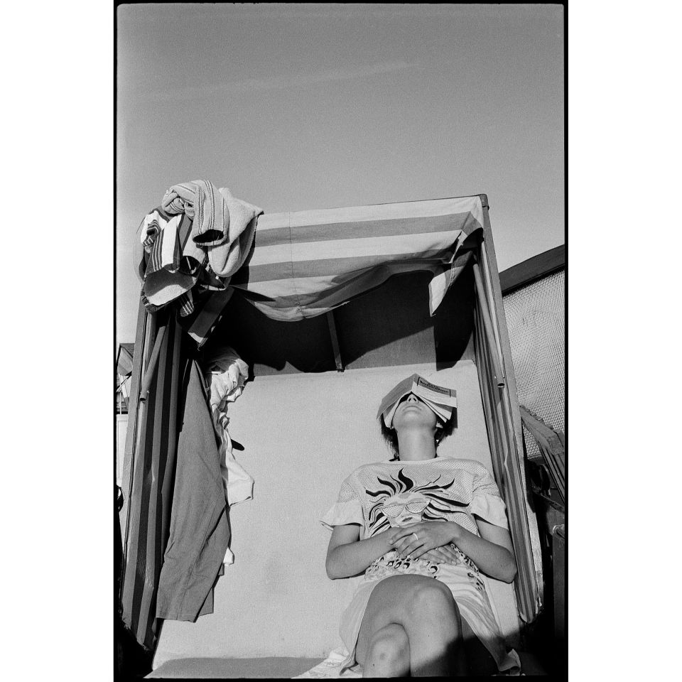 Lutz Grünke, o. T. (Strand Binz). 1988, Silbergelatineabzug