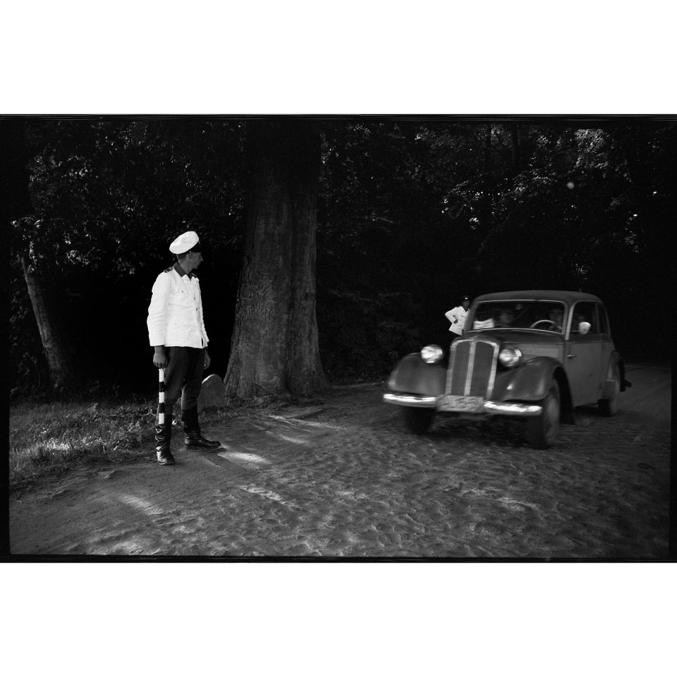 Wolf Grünke, Polizist (Ralswiek). 1960, Silbergelatineabzug