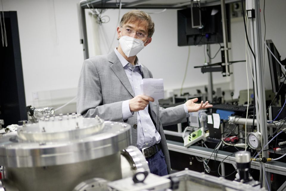 Rundgang im Institut für Physik und im Botanischen Garten I 14.02.2022