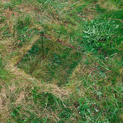 Tim Kellner: An Invisible Hole  (Hommage á Burgin). 2010/2012, Pigmentdruck